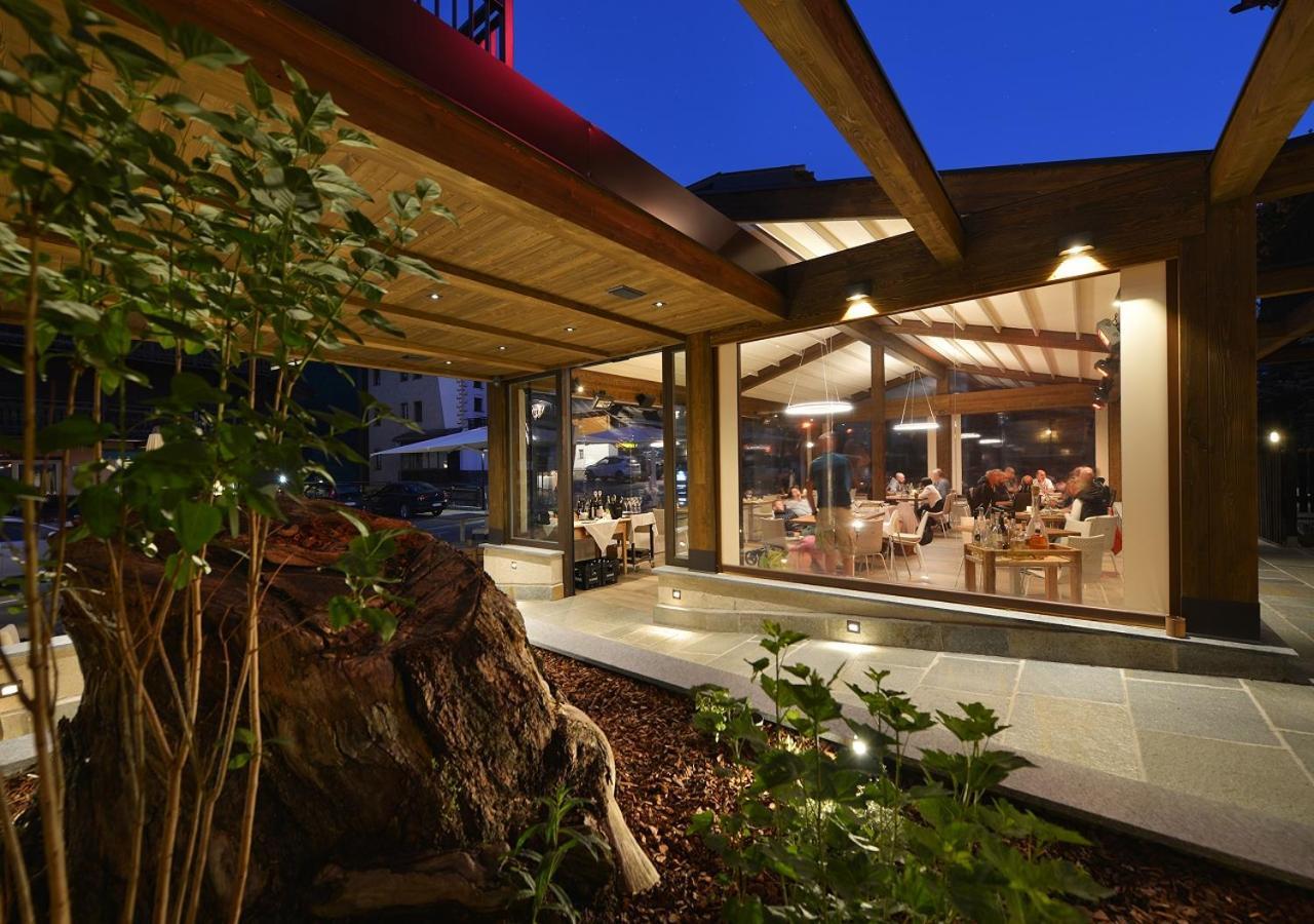 Hotel Astra Livigno Exterior photo