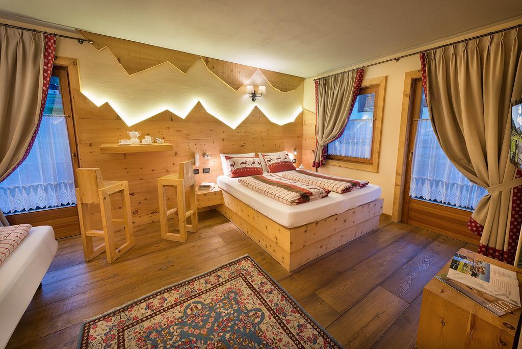 Hotel Astra Livigno Exterior photo
